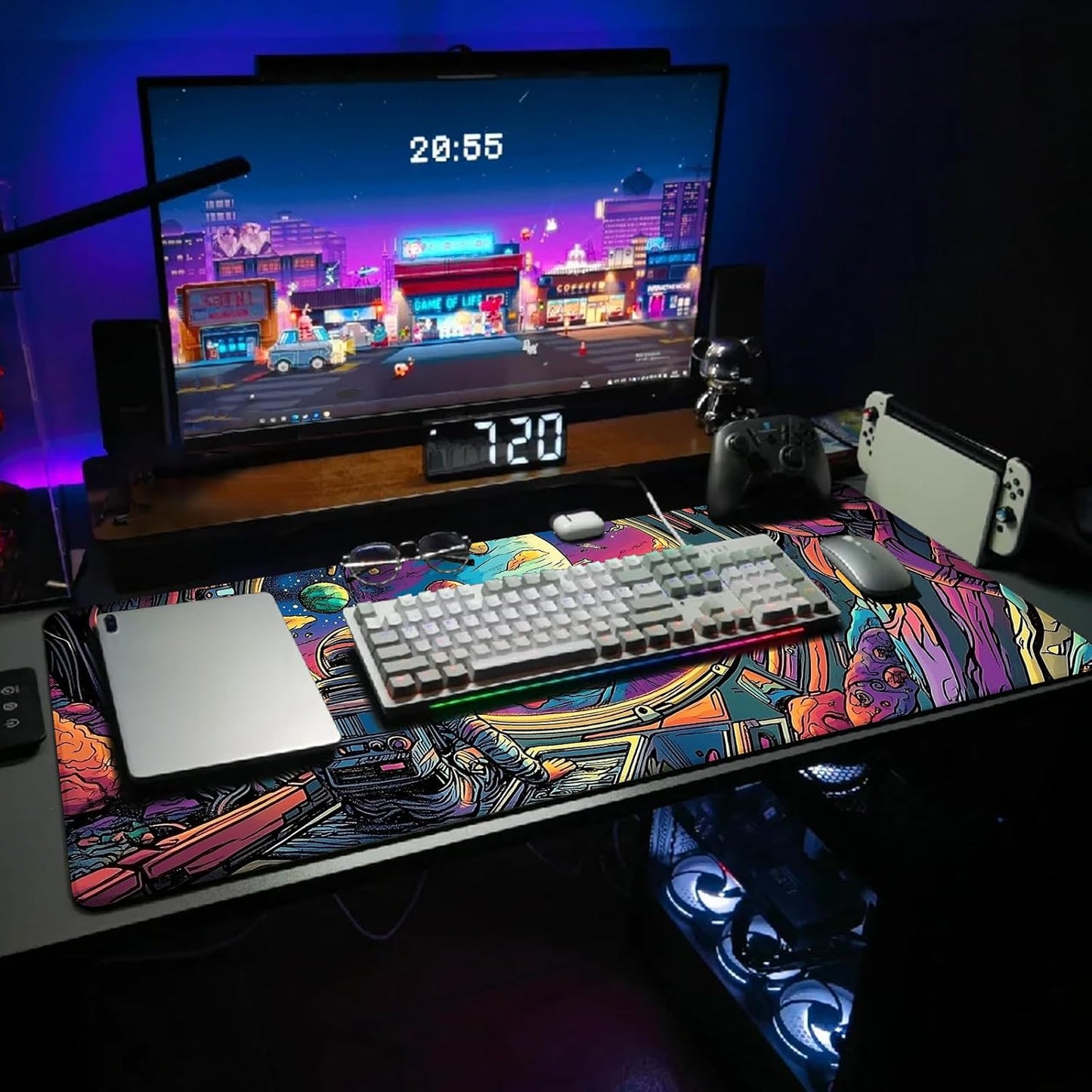 Extended Gaming Mouse Pad (Astronaut)